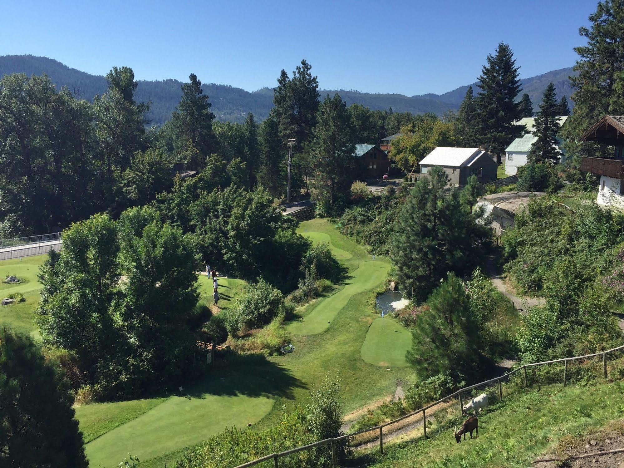 Linderhof Inn Leavenworth Dış mekan fotoğraf