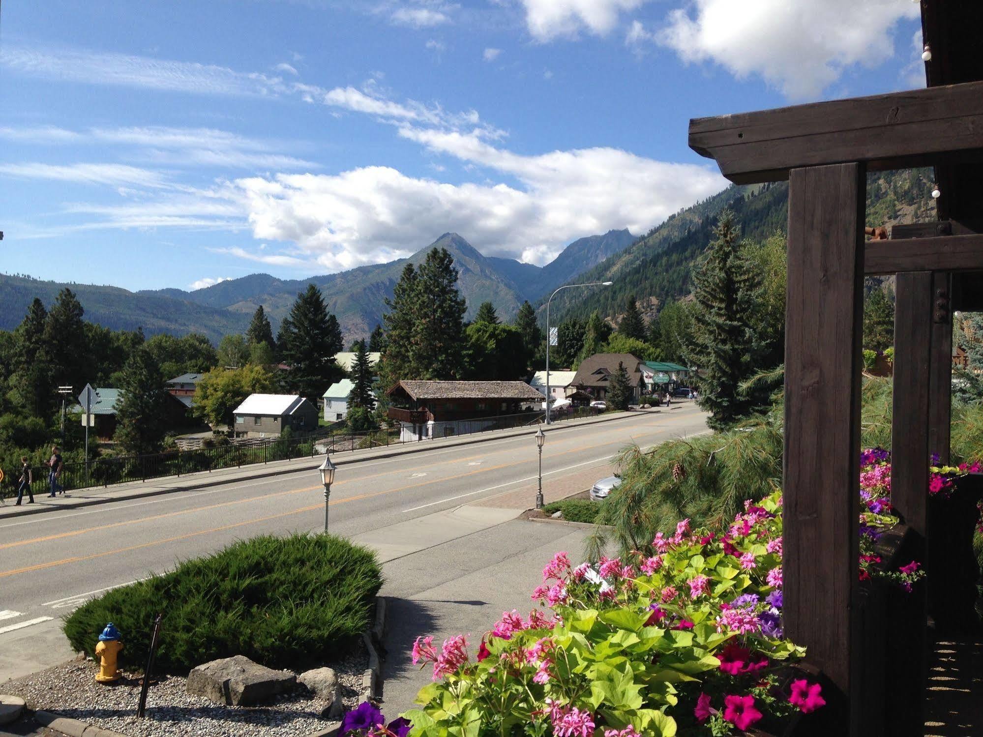 Linderhof Inn Leavenworth Dış mekan fotoğraf